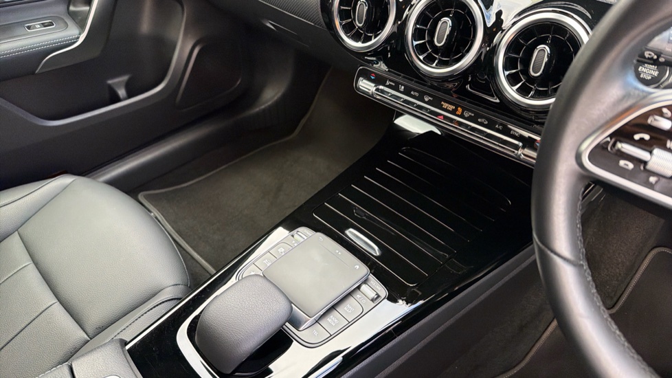 Mercedes-Benz A-Class A180 Sport Executive 4dr Auto Petrol Saloon - Image 10