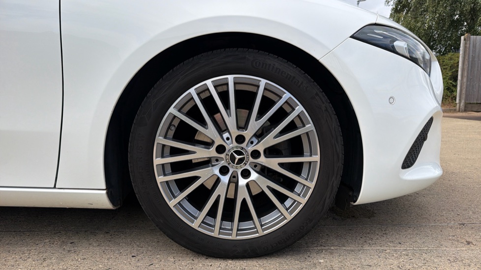 Mercedes-Benz A-Class A180 Sport Executive 4dr Auto Petrol Saloon - Image 14