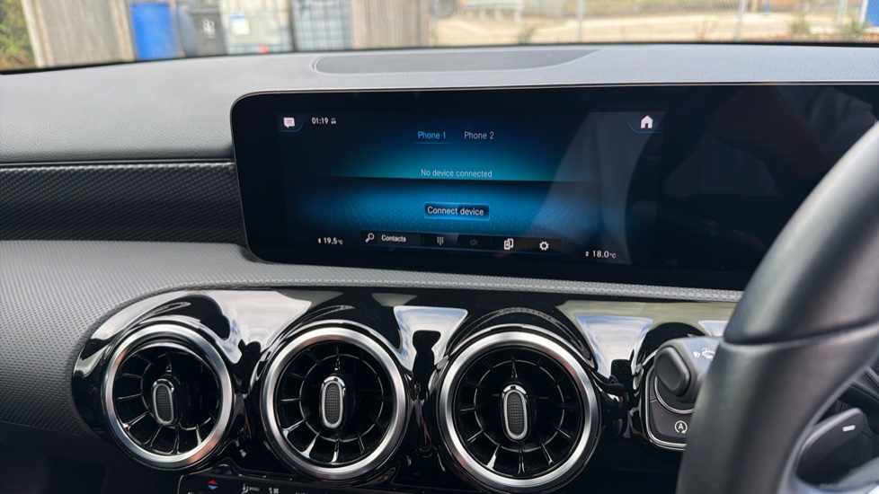 Mercedes-Benz A-Class A180 Sport Executive 4dr Auto Petrol Saloon - Image 44
