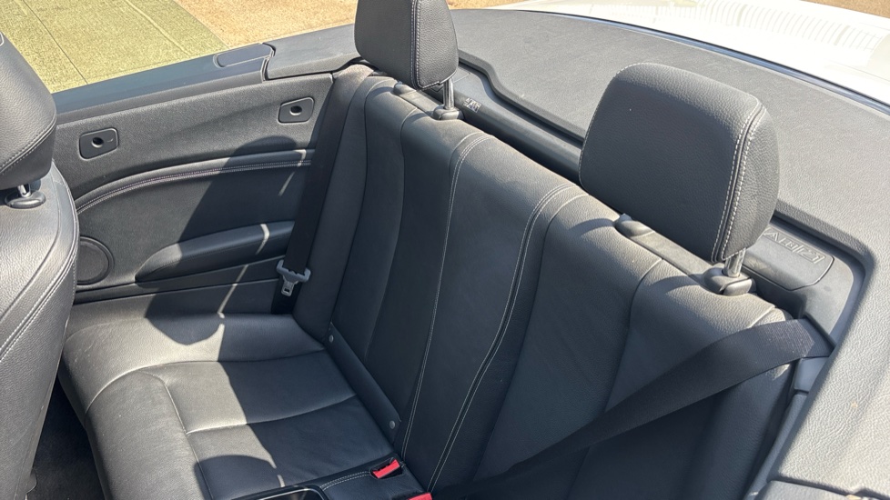 BMW 2 Series 218i M Sport 2dr [Nav] Petrol Convertible - Image 16