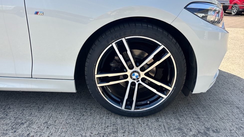 BMW 2 Series 218i M Sport 2dr [Nav] Petrol Convertible - Image 33