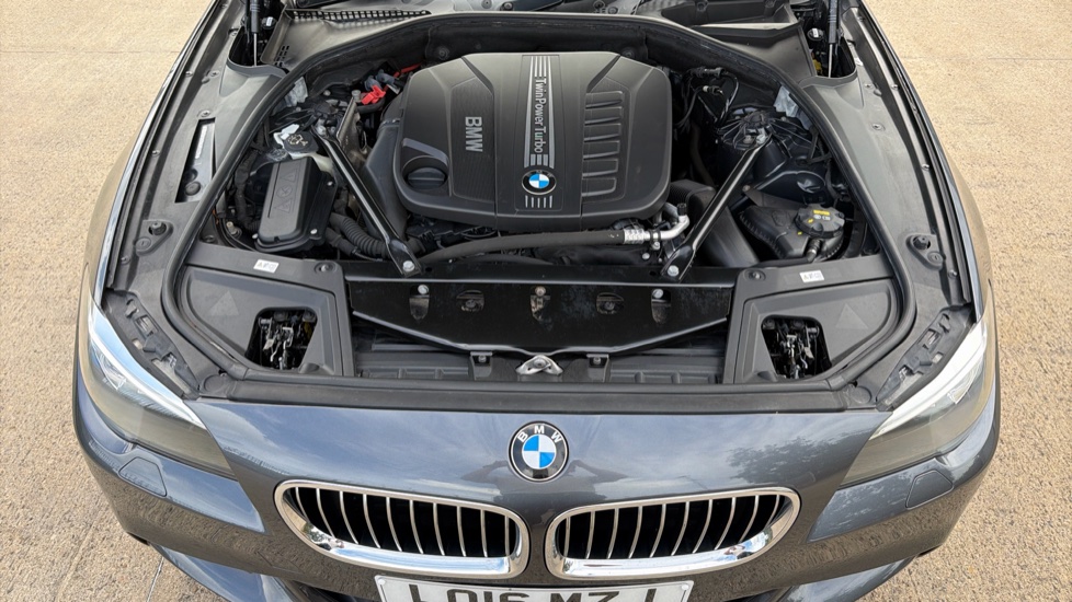 BMW 5 Series 530d M Sport 4dr Step Auto Diesel Saloon - Image 8