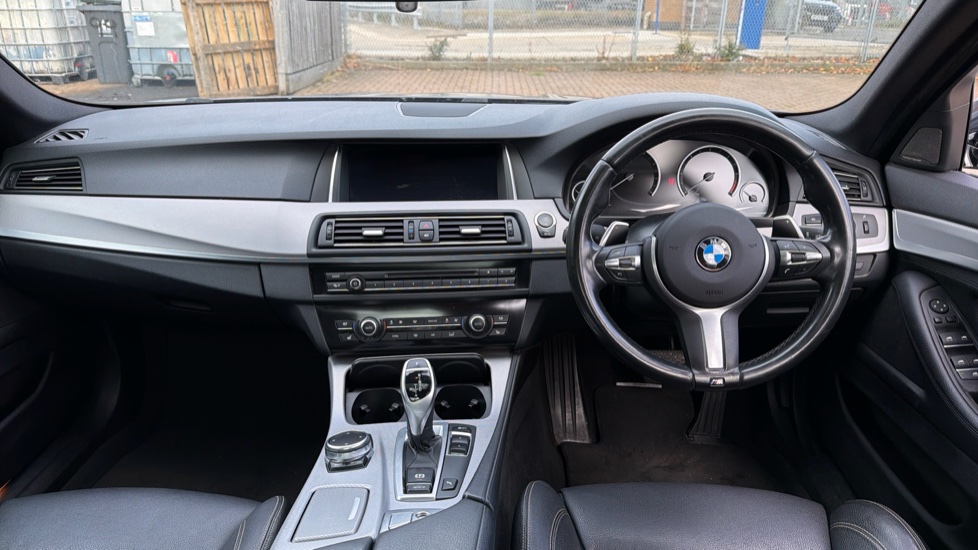 BMW 5 Series 530d M Sport 4dr Step Auto Diesel Saloon - Image 10