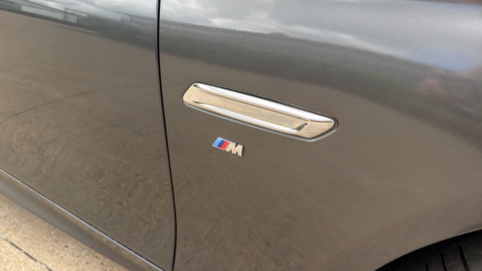 BMW 5 Series 530d M Sport 4dr Step Auto Diesel Saloon - Image 21