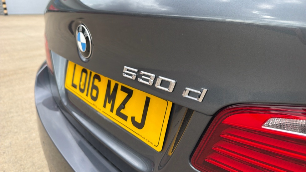 BMW 5 Series 530d M Sport 4dr Step Auto Diesel Saloon - Image 27
