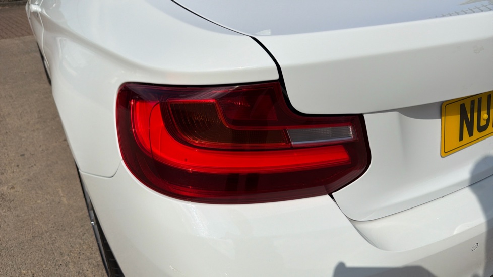 BMW 2 Series 220i M Sport 2dr [Nav] Petrol Coupe - Image 27