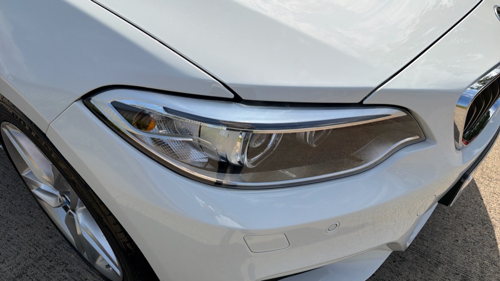 BMW 2 Series 220i M Sport 2dr [Nav] Petrol Coupe - Image 31