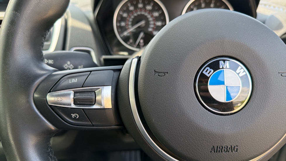 BMW 2 Series 220i M Sport 2dr [Nav] Petrol Coupe - Image 33