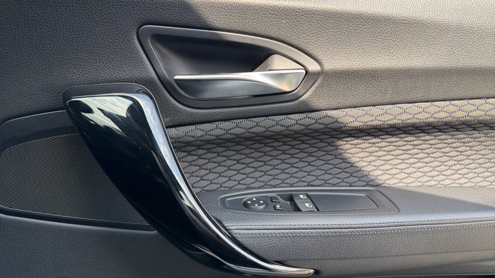 BMW 2 Series 220i M Sport 2dr [Nav] Petrol Coupe - Image 38