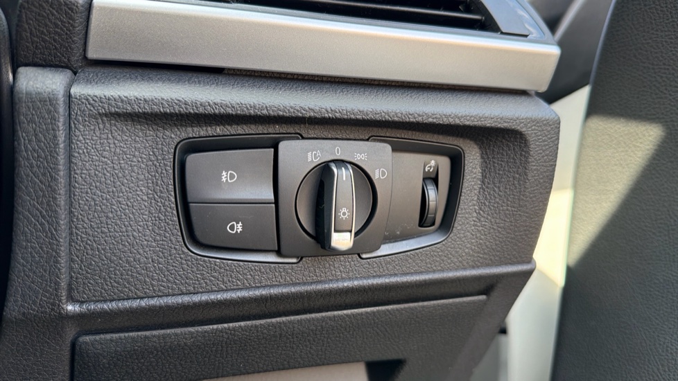 BMW 2 Series 220i M Sport 2dr [Nav] Petrol Coupe - Image 39