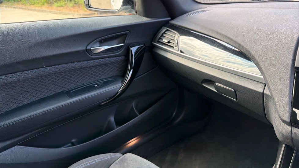 BMW 2 Series 220i M Sport 2dr [Nav] Petrol Coupe - Image 51