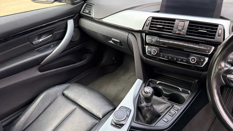 BMW 4 Series 420d [190] M Sport 2dr [Professional Media] Diesel Coupe - Image 14