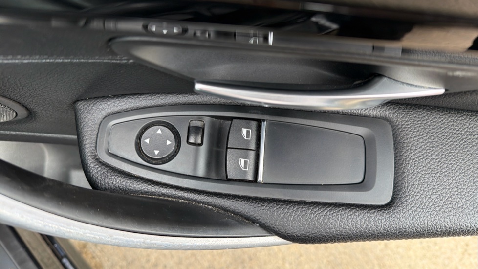 BMW 4 Series 420d [190] M Sport 2dr [Professional Media] Diesel Coupe - Image 35