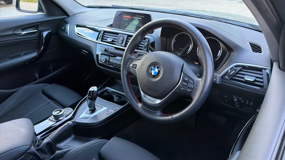 BMW 1 Series 116d Sport 5dr [Nav] Step Auto Diesel Hatchback - Image 11