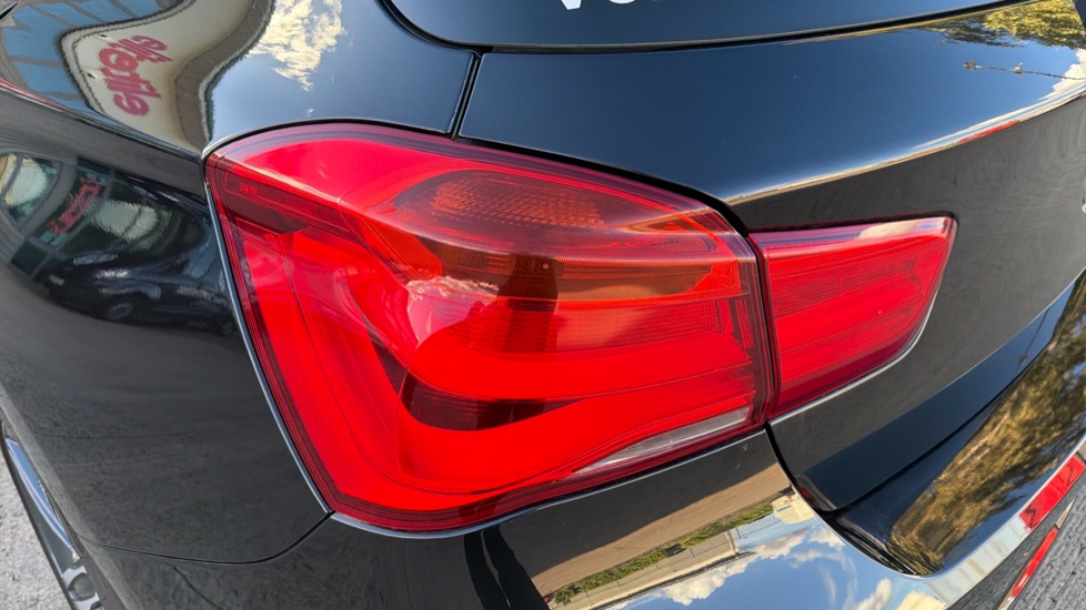 BMW 1 Series 116d Sport 5dr [Nav] Step Auto Diesel Hatchback - Image 25