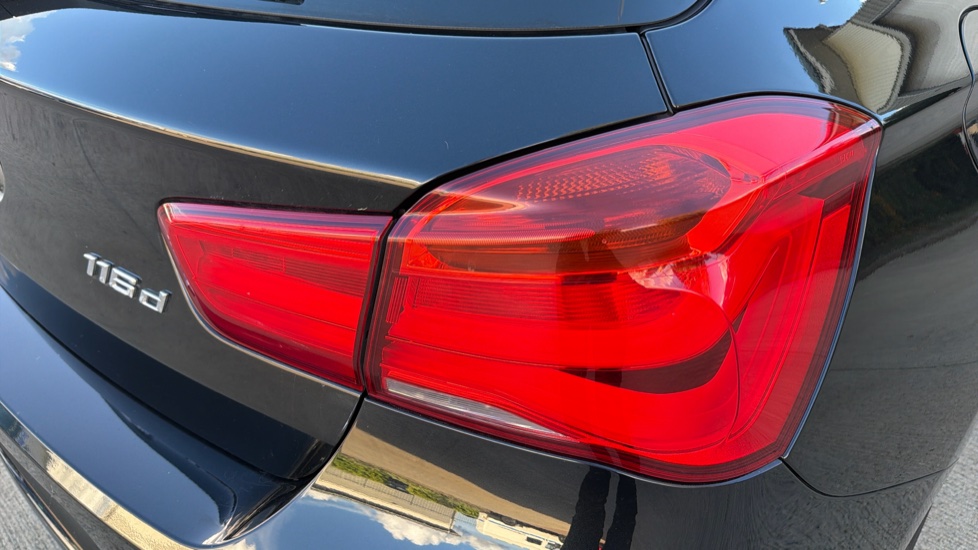 BMW 1 Series 116d Sport 5dr [Nav] Step Auto Diesel Hatchback - Image 27