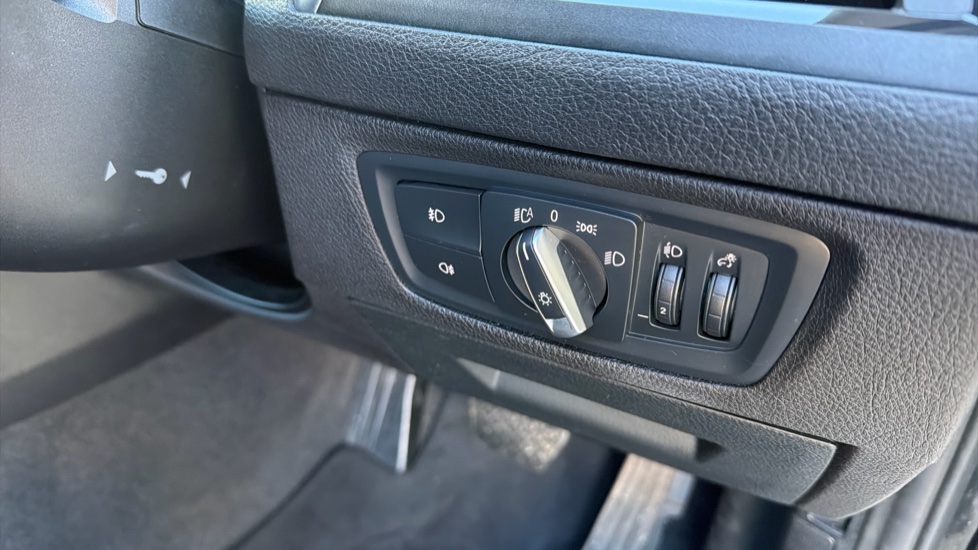 BMW 1 Series 116d Sport 5dr [Nav] Step Auto Diesel Hatchback - Image 34