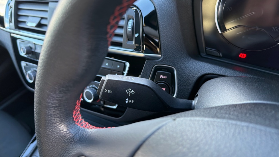 BMW 1 Series 116d Sport 5dr [Nav] Step Auto Diesel Hatchback - Image 37