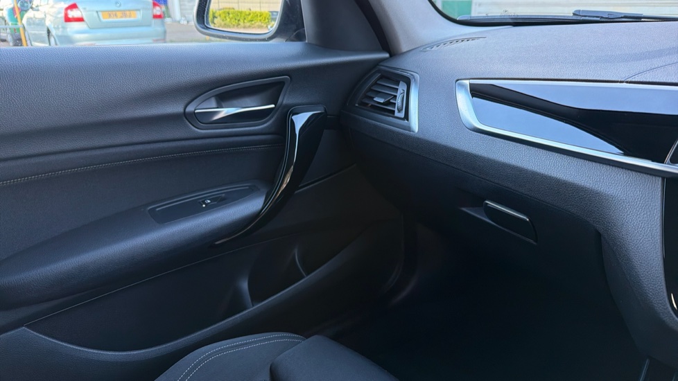 BMW 1 Series 116d Sport 5dr [Nav] Step Auto Diesel Hatchback - Image 51