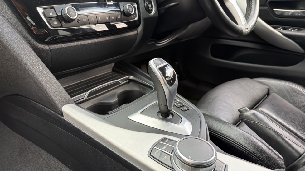 BMW 4 Series 435d xDrive M Sport 5dr Auto [Professional Media] Diesel Hatchback - Image 13