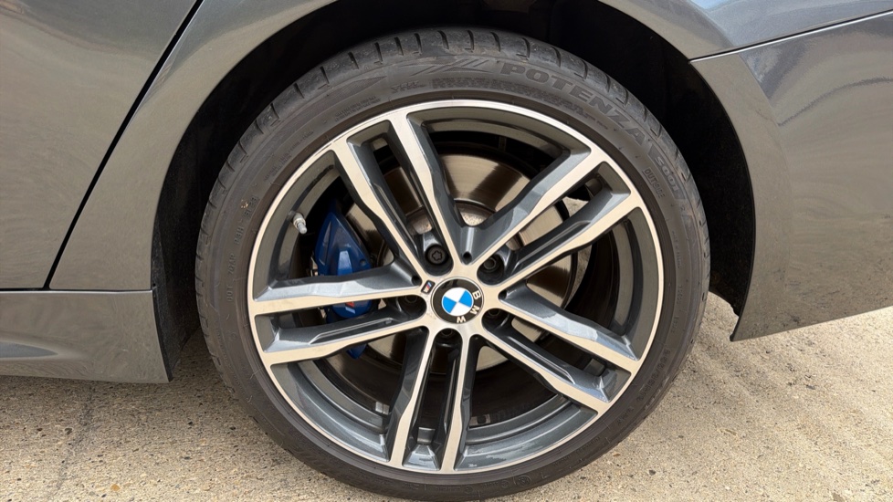 BMW 4 Series 435d xDrive M Sport 5dr Auto [Professional Media] Diesel Hatchback - Image 27