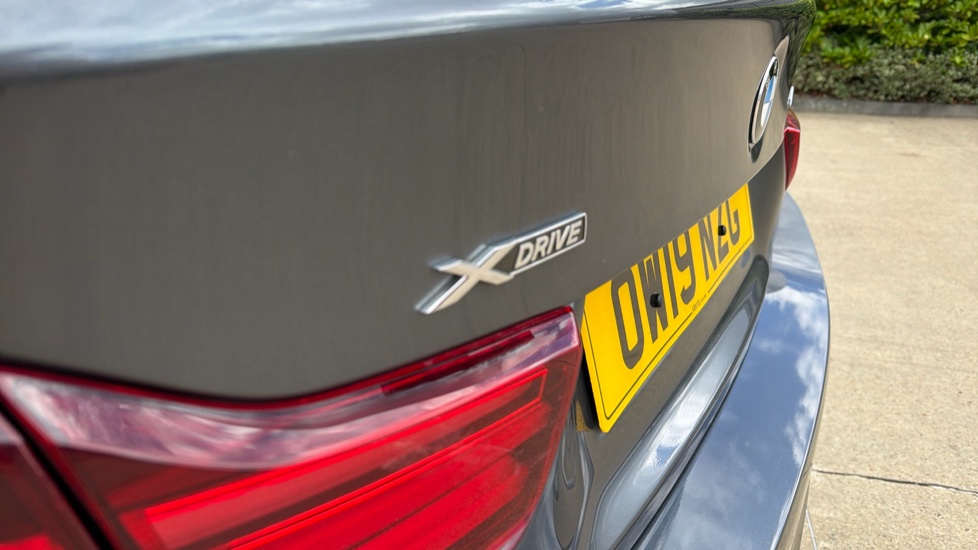 BMW 4 Series 435d xDrive M Sport 5dr Auto [Professional Media] Diesel Hatchback - Image 29