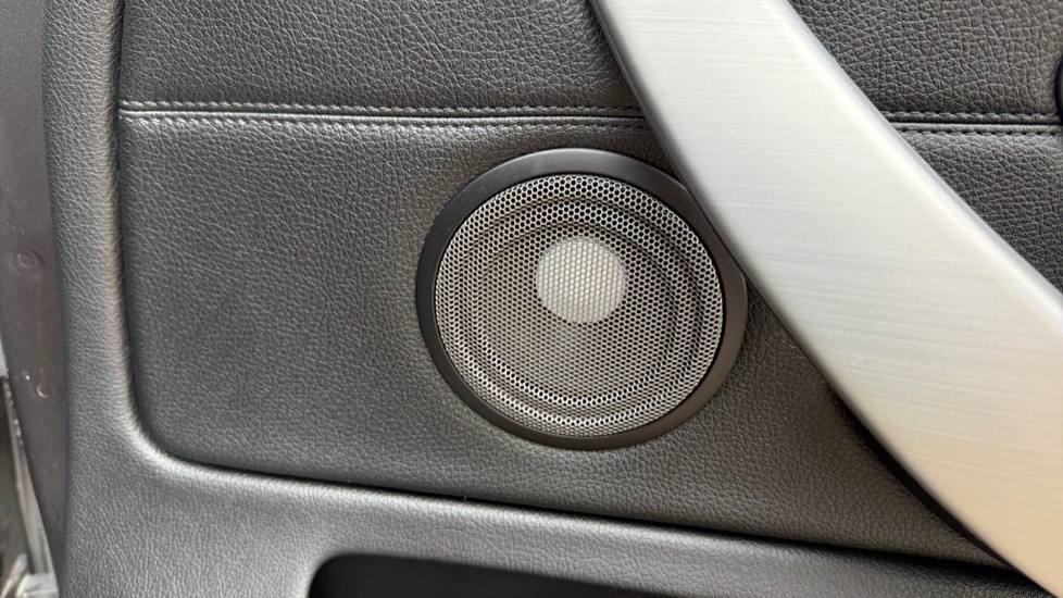 BMW 4 Series 435d xDrive M Sport 5dr Auto [Professional Media] Diesel Hatchback - Image 37