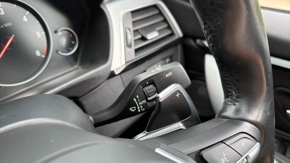 BMW 4 Series 435d xDrive M Sport 5dr Auto [Professional Media] Diesel Hatchback - Image 41