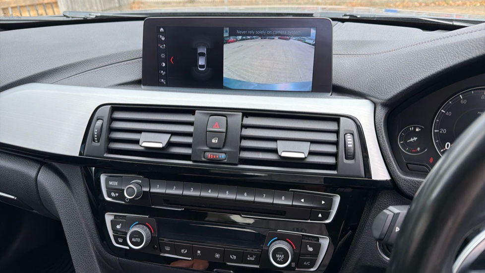 BMW 4 Series 435d xDrive M Sport 5dr Auto [Professional Media] Diesel Hatchback - Image 47