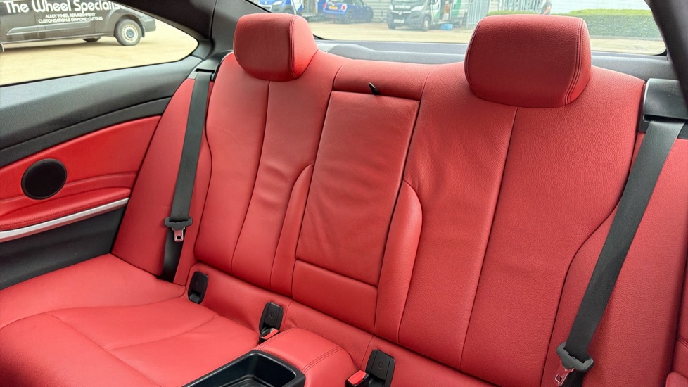 BMW 4 Series 420d [190] M Sport 2dr Auto [Professional Media] Diesel Coupe - Image 16