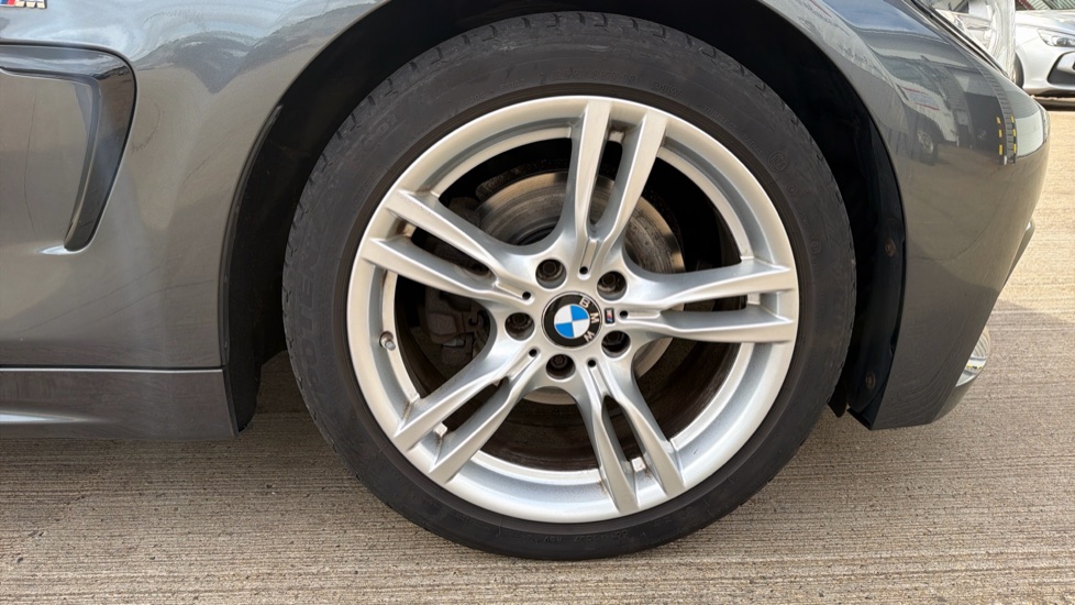 BMW 4 Series 420d [190] M Sport 2dr Auto [Professional Media] Diesel Coupe - Image 23