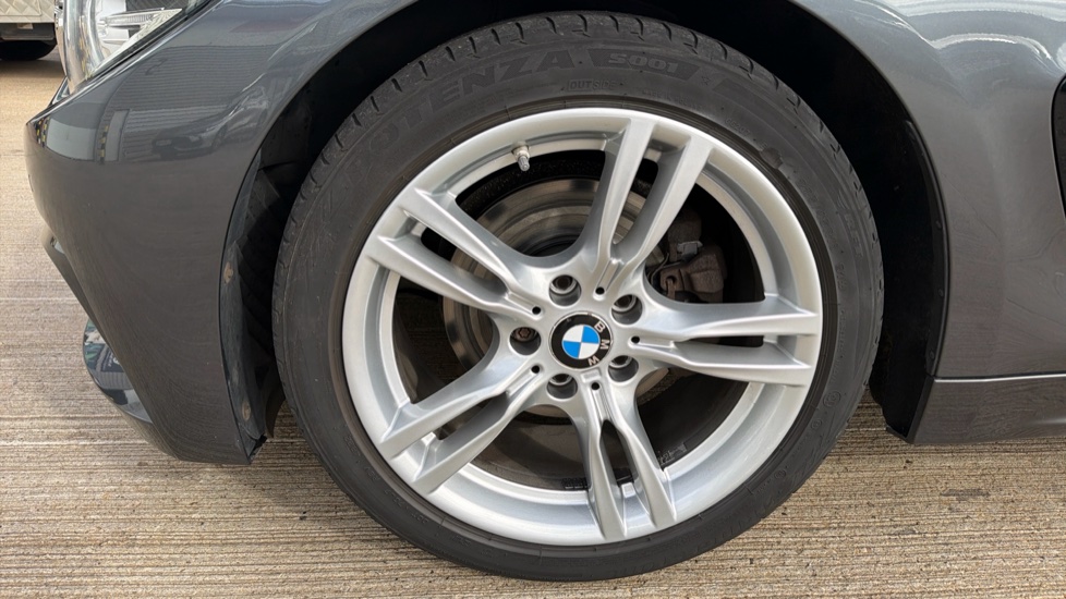 BMW 4 Series 420d [190] M Sport 2dr Auto [Professional Media] Diesel Coupe - Image 28