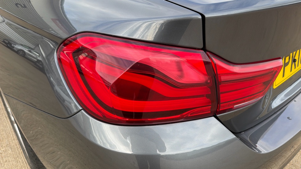 BMW 4 Series 420d [190] M Sport 2dr Auto [Professional Media] Diesel Coupe - Image 30