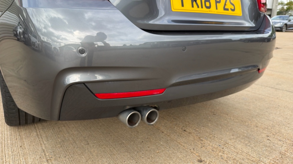 BMW 4 Series 420d [190] M Sport 2dr Auto [Professional Media] Diesel Coupe - Image 31