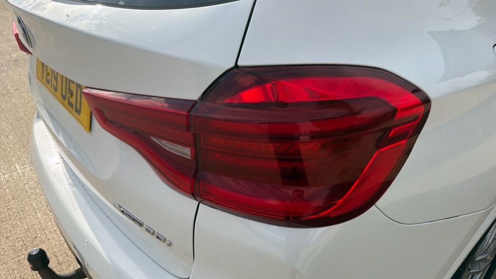 BMW X3 xDrive20i M Sport 5dr Step Auto Petrol Estate - Image 29