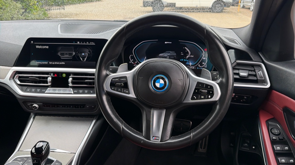 BMW 3 Series 330e xDrive M Sport 5dr Step Auto Estate - Image 5