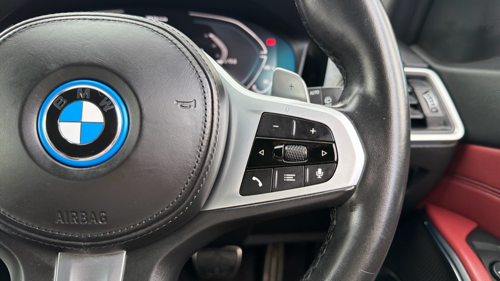 BMW 3 Series 330e xDrive M Sport 5dr Step Auto Estate - Image 18