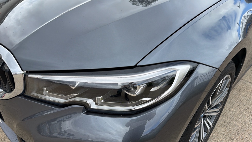 BMW 3 Series 330e xDrive M Sport 5dr Step Auto Estate - Image 24