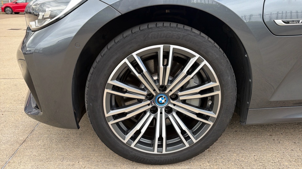 BMW 3 Series 330e xDrive M Sport 5dr Step Auto Estate - Image 26