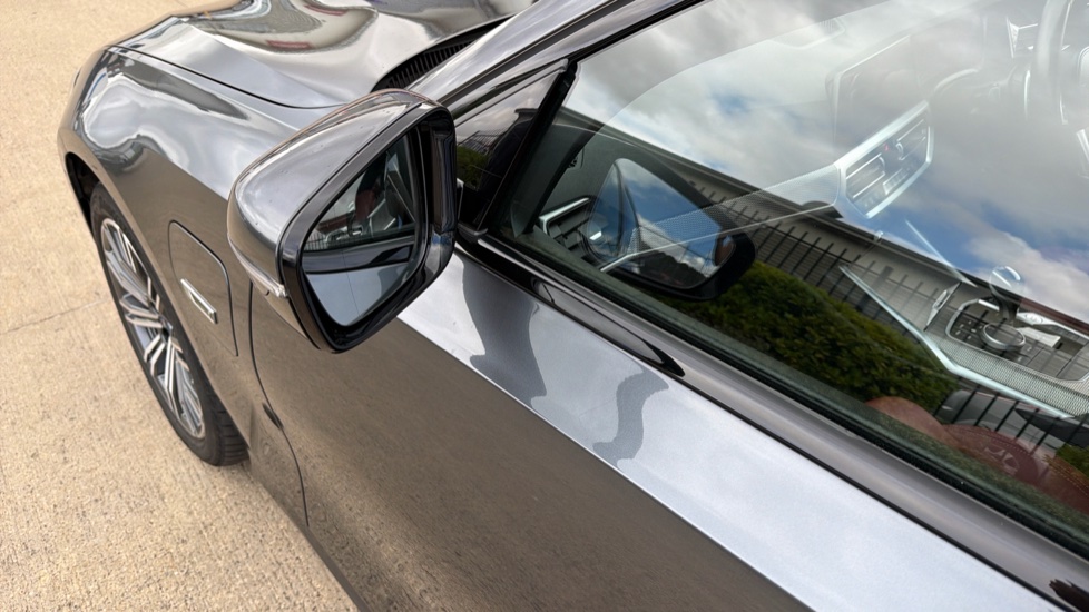 BMW 3 Series 330e xDrive M Sport 5dr Step Auto Estate - Image 28