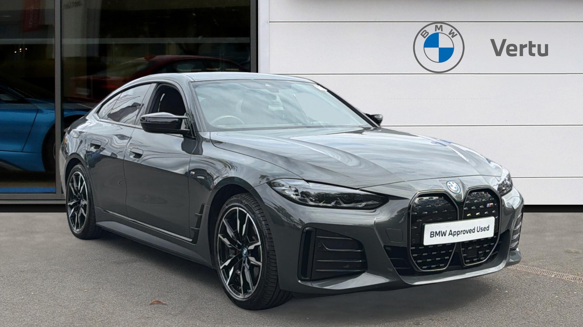 BMW i4 listing photo