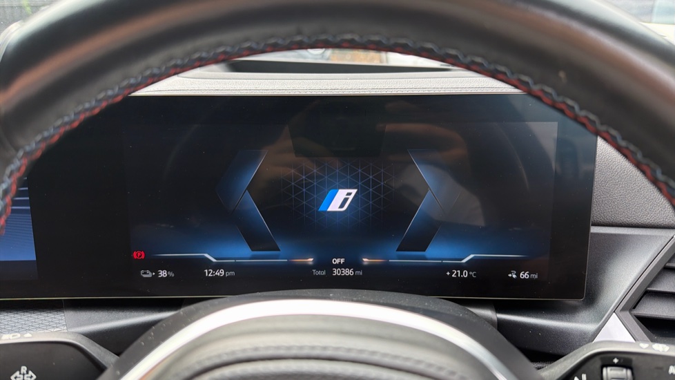 BMW i4 400kW M50 83.9kWh 5dr Auto Electric Hatchback - Image 9