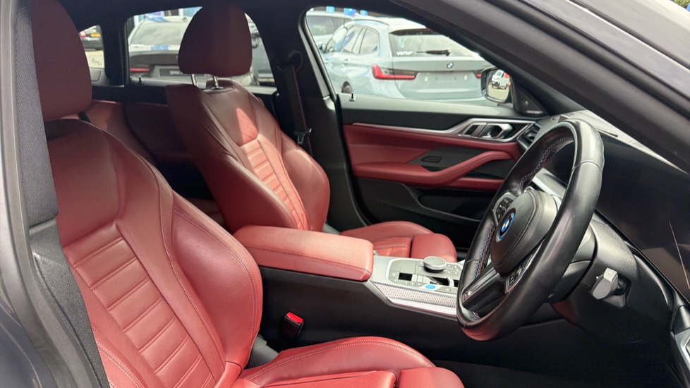 BMW i4 400kW M50 83.9kWh 5dr Auto Electric Hatchback - Image 11