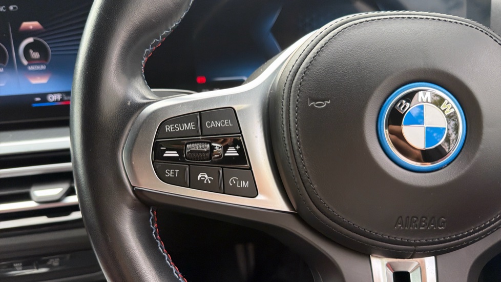 BMW i4 400kW M50 83.9kWh 5dr Auto Electric Hatchback - Image 17