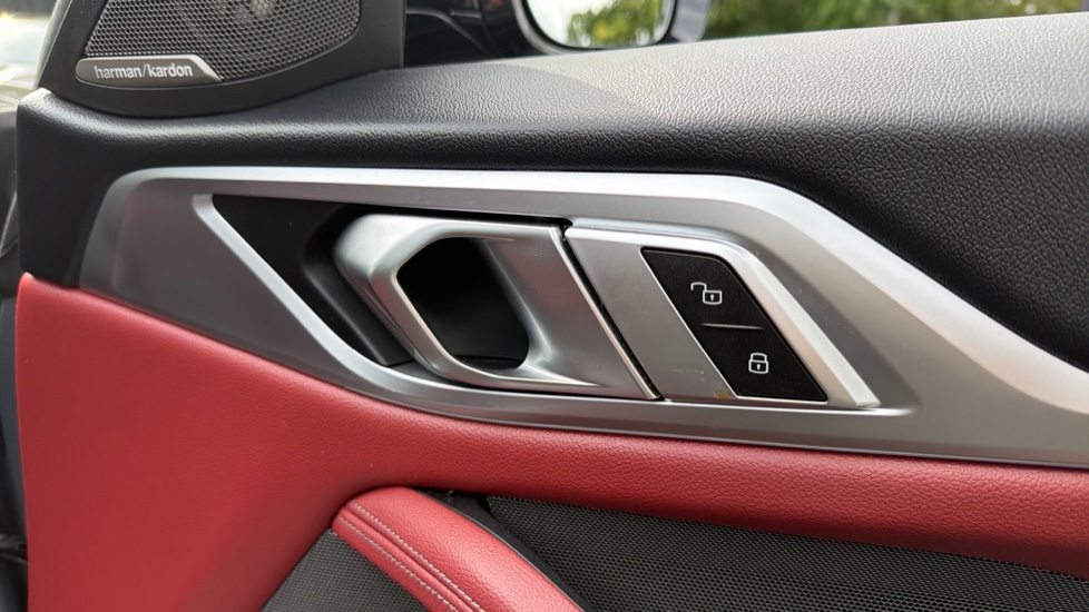 BMW i4 400kW M50 83.9kWh 5dr Auto Electric Hatchback - Image 34