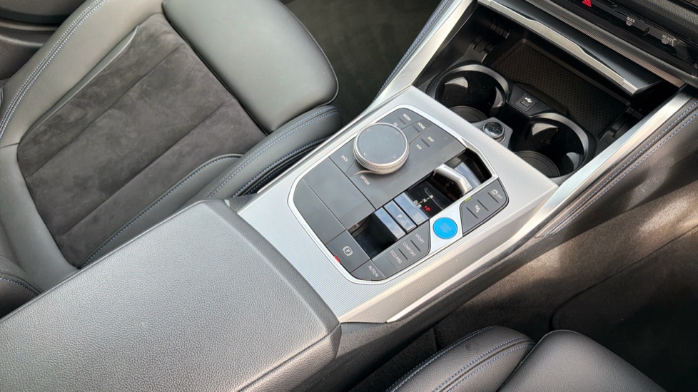 BMW i4 250kW eDrive40 M Sport 83.9kWh 5dr Auto Electric Hatchback - Image 10