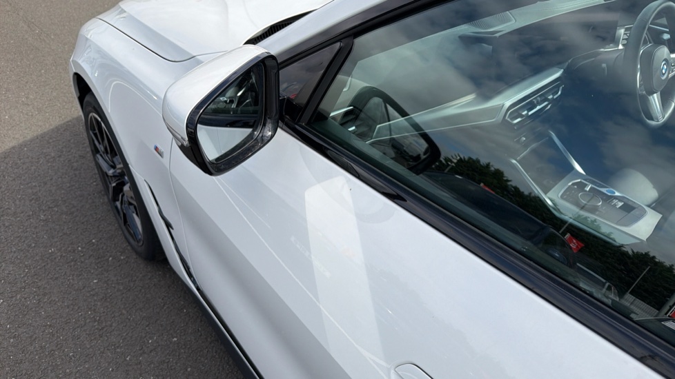 BMW i4 250kW eDrive40 M Sport 83.9kWh 5dr Auto Electric Hatchback - Image 29