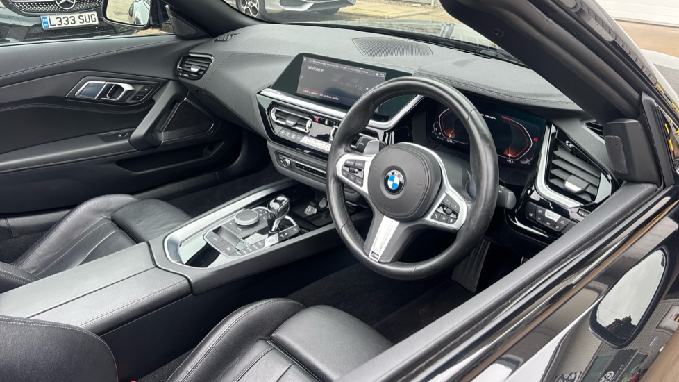 BMW Z4 sDrive M40i 2dr Auto Petrol Roadster - Image 6