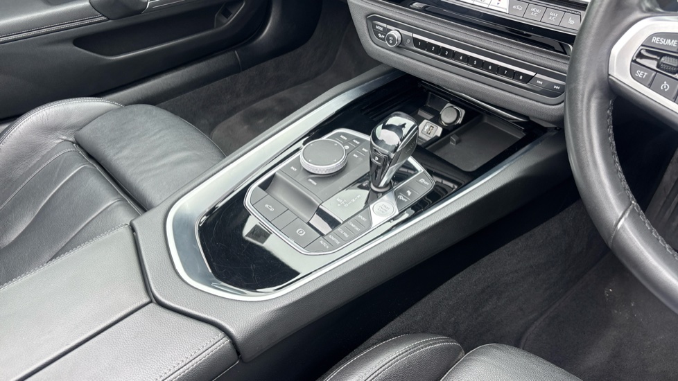 BMW Z4 sDrive M40i 2dr Auto Petrol Roadster - Image 10