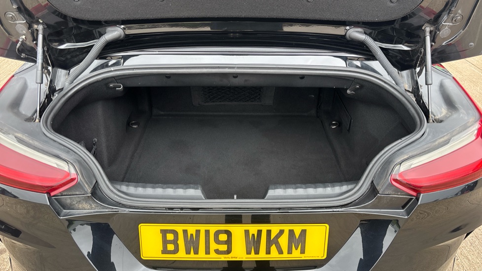 BMW Z4 sDrive M40i 2dr Auto Petrol Roadster - Image 13